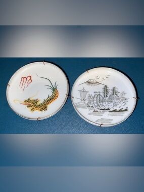 Vintage Kutani Style Japanese Mini Wall Plates Dragon Landscape 4” Gold Decor